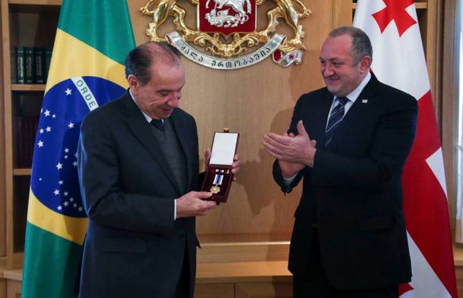 საქართველოს პრეზიდენტმა ბრაზილიის საგარეო საქმეთა მინისტრი ღირსების ორდენით დააჯილდოვა