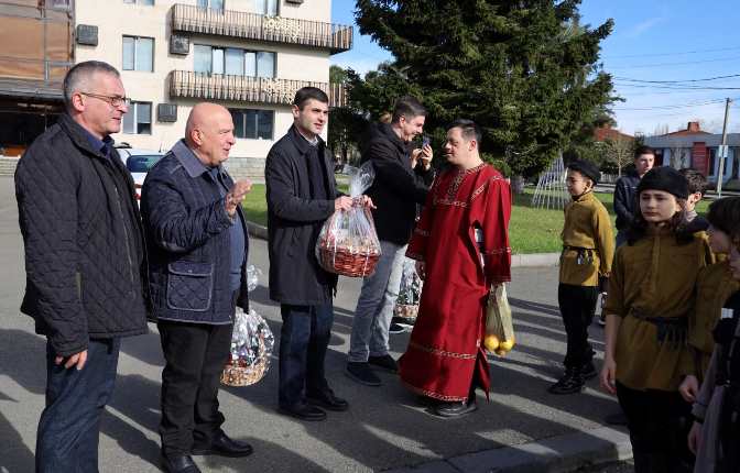 ოზურგეთის მუნიციპალიტეტში ტრადიციული საშობაო ,,ალილო“ გაიმართა