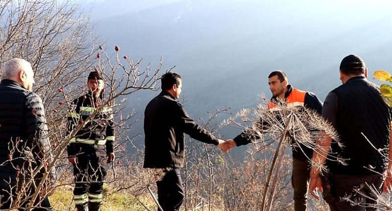 არჩილ ჯაფარიძე სოფ.ირთან ხანძრის სალიკვიდაციო სამუშაოებს გაეცნო.