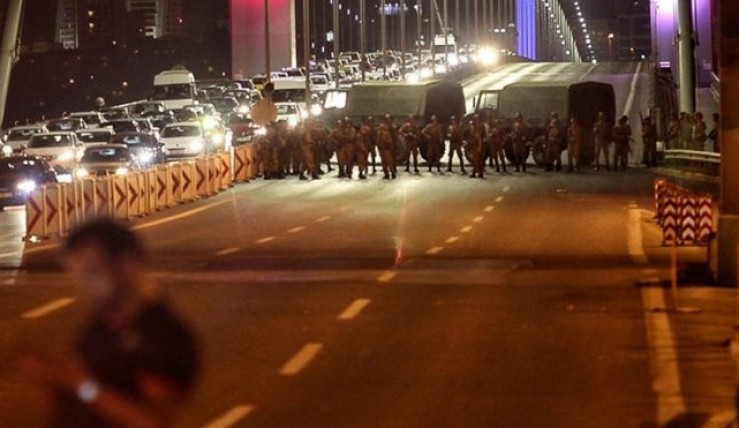 თურქეთში, სამხედრო გადატრიალების მცდელობას 17 პოლიციელი ემსხვერპლა